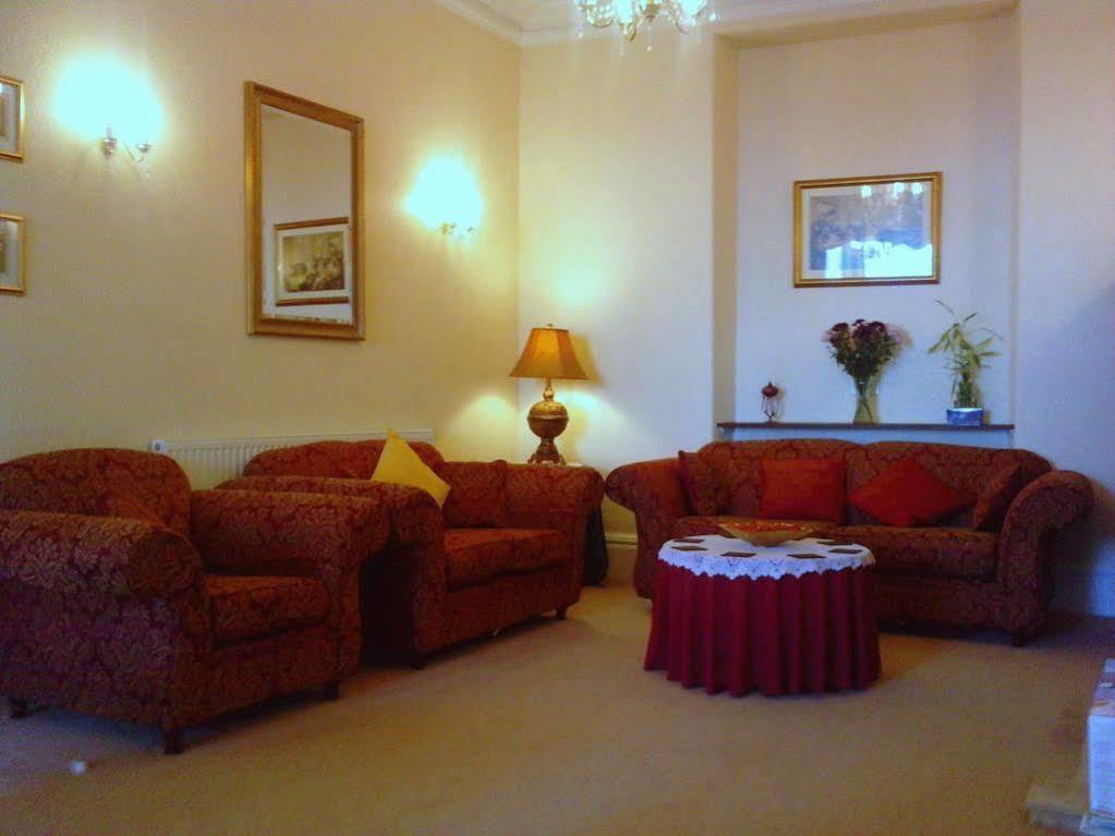 Ascot House (Adults Only) Hotel Llandudno Bagian luar foto